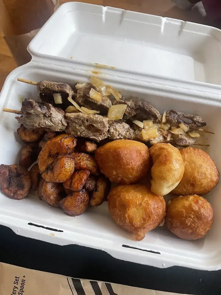 Laurémia Mallat_La bonne bouffe_Clichy-sous-Bois_recensione