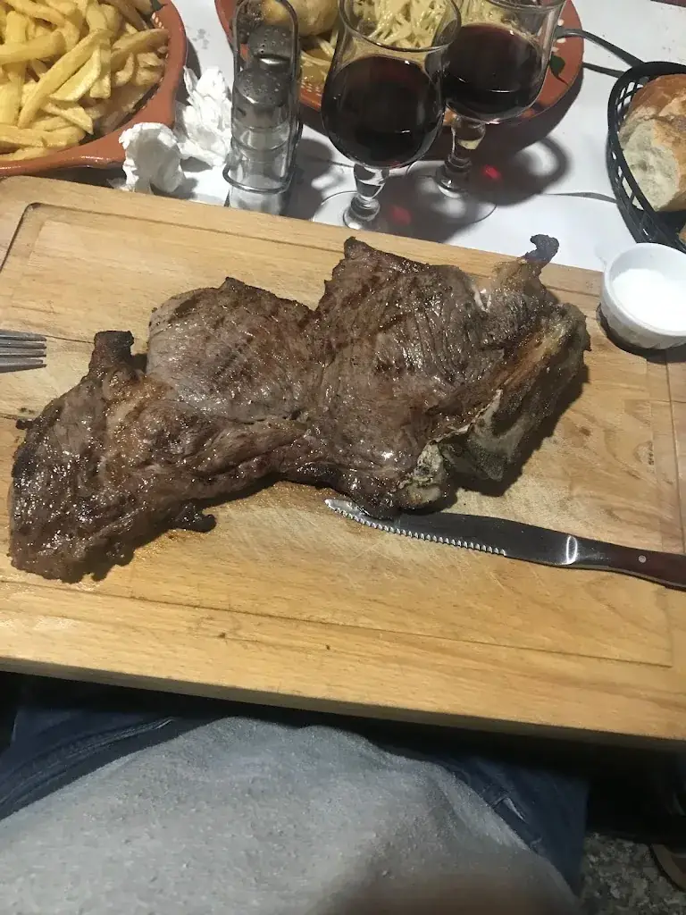 Les 3 As Dos Petiscos_Clichy-sous-Bois_slider_image_3