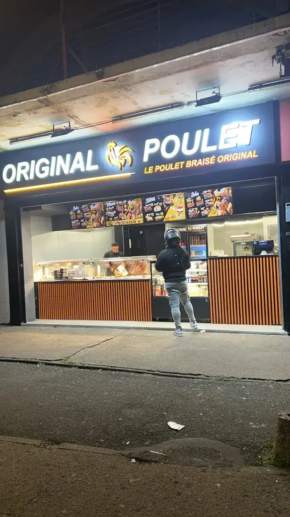 Original poulet restaurant in Clichy-sous-Bois