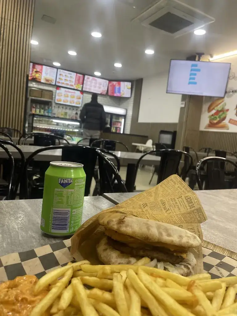 Menu_Canteen Street Clichy-sous-Bois_Clichy-sous-Bois_image_7