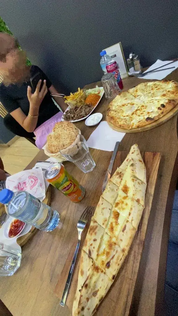 Angel_La Bûchet Grill Restaurant Tantuni Kebab et Pizza feu de bois_Clichy-sous-Bois_review