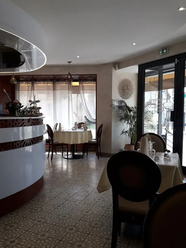 Restaurant Grain De Sable_Livry-Gargan_slider_image_1