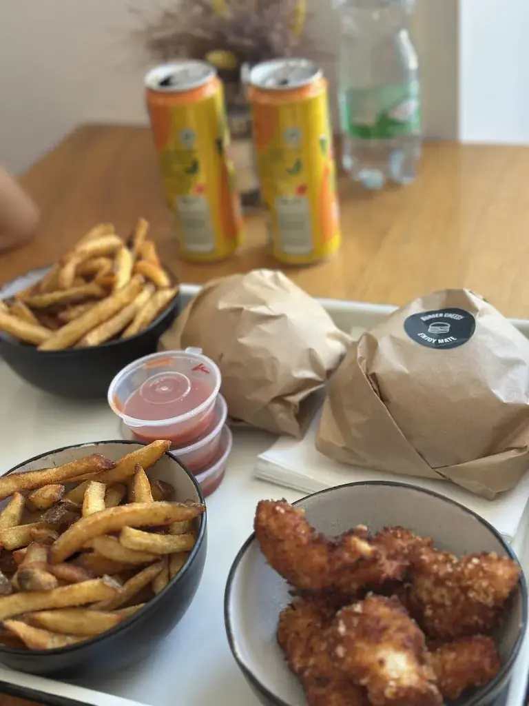 Coralie Lavigne_MATE_Dourdan_review