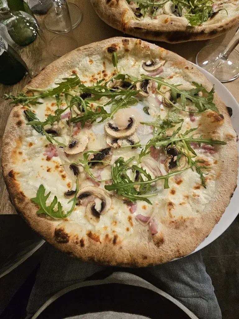 Pizzeria du Chateau_Dourdan_slider_image_3