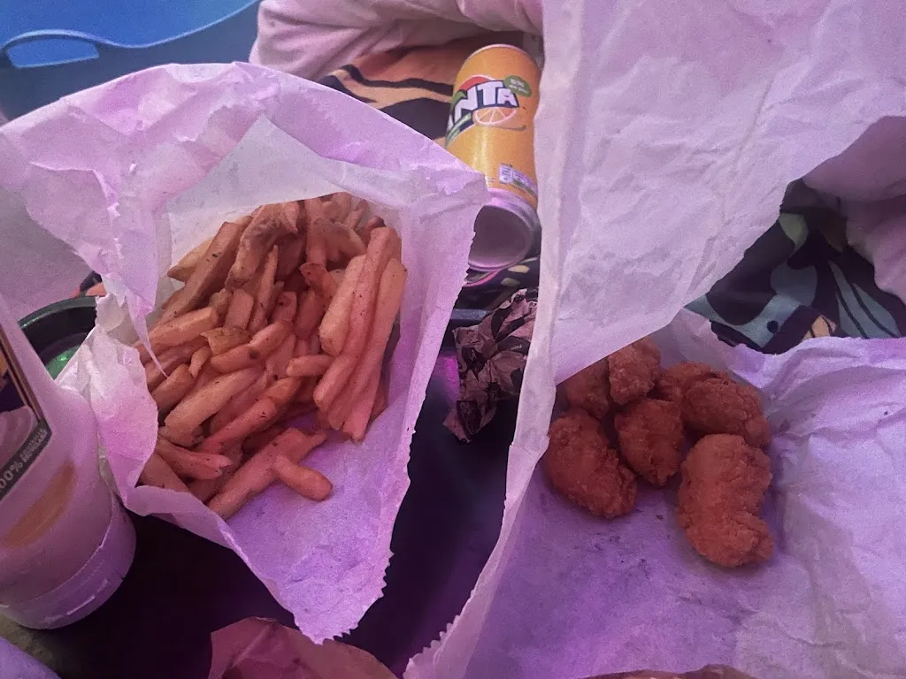 Mikhaïl Ivanov_Brigadier café_Combs-la-Ville_review