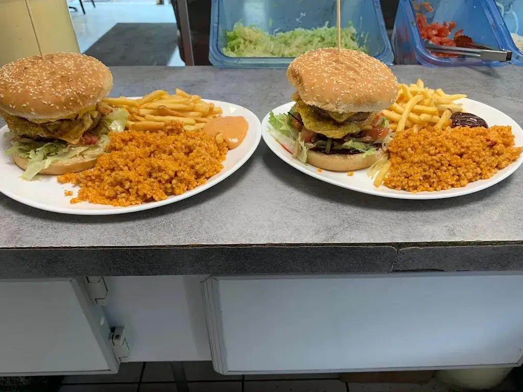 Ali Baba_Combs-la-Ville_slider_image_3