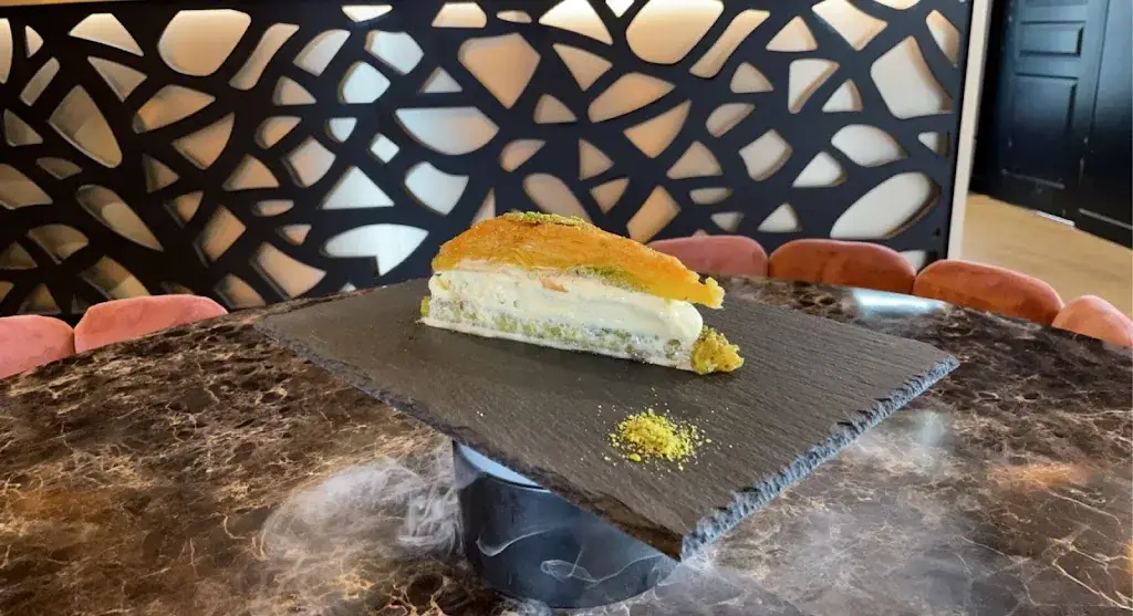 Sinalya Restaurant & Bar Lounge Evry_Évry-Courcouronnes_slider_image_3