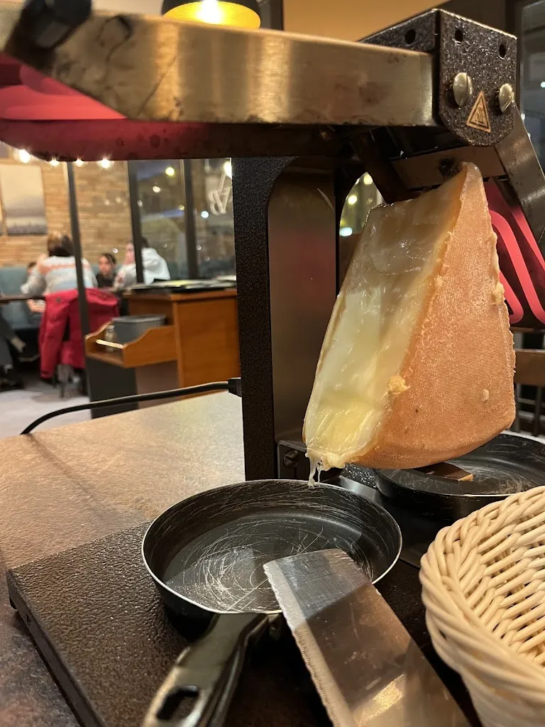 O U_LE PHILYBERT 🫕 🥩 🍻🍷 RESTAURANT SAVOYARD ET STEAKHOUSE_Aix-les-Bains_review