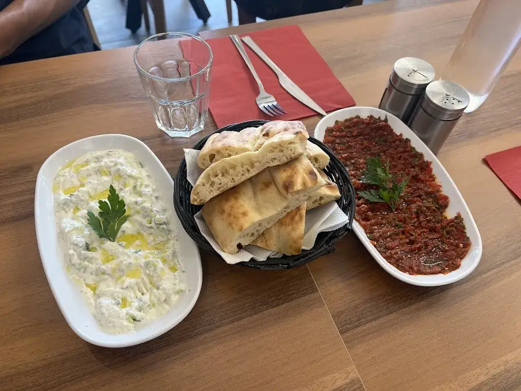 Farida Amrani_Rüya restaurant_Évry-Courcouronnes_review
