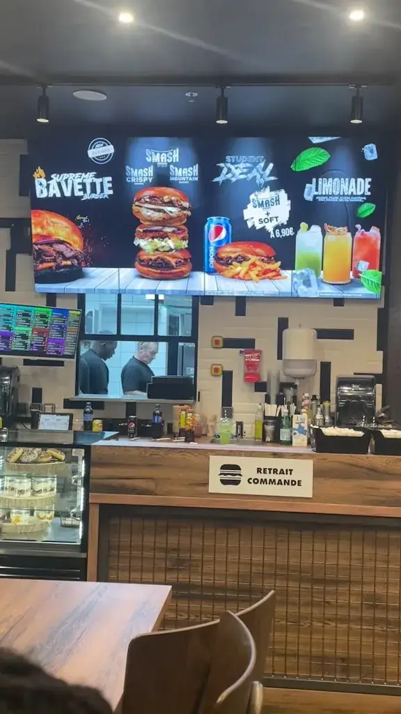 Black & White Burger Evry_Évry-Courcouronnes_slider_image_2