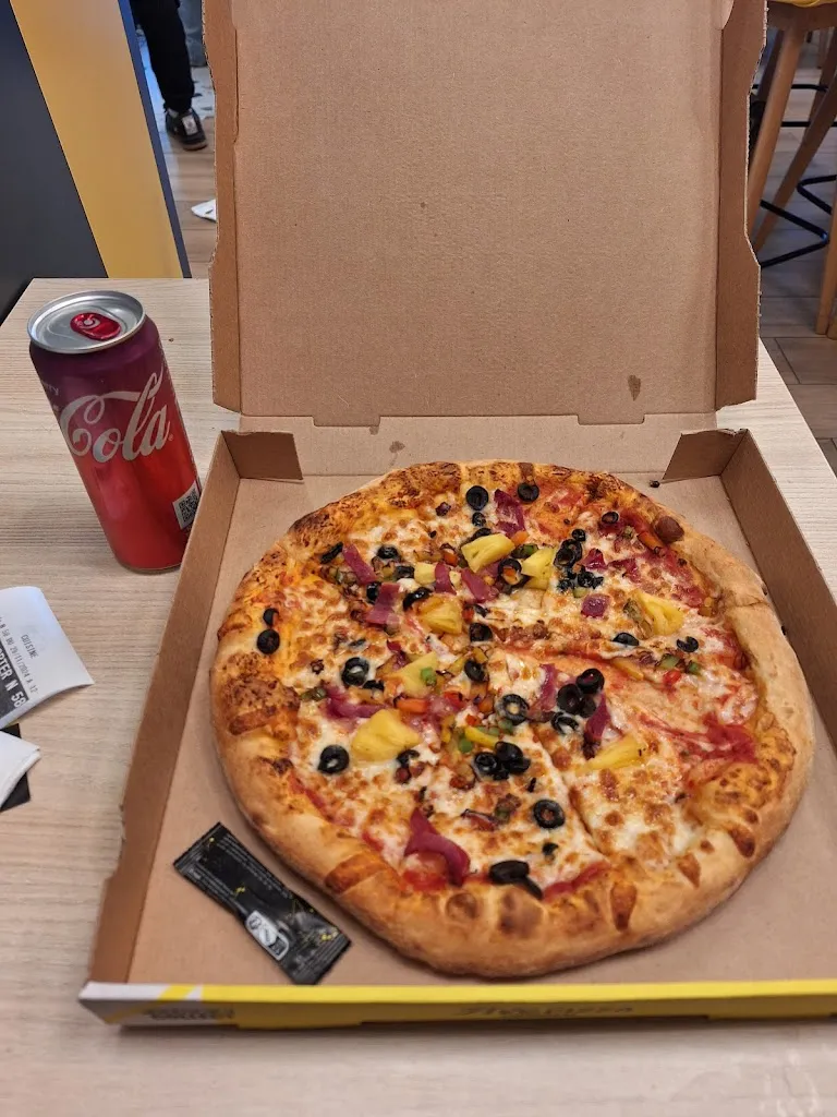 PRIKA K_Five Pizza Original - Evry_Évry-Courcouronnes_review
