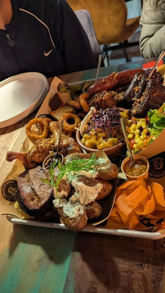 Anh Ta_Restaurant O'Baribal_Viviers-du-Lac_review