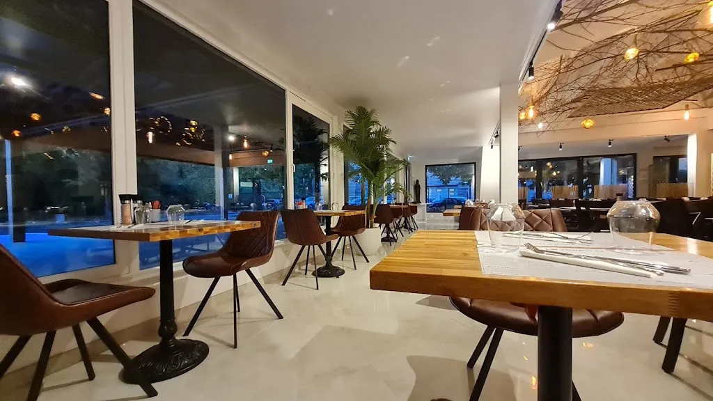 Le 31 restaurant in Croissy-Beaubourg