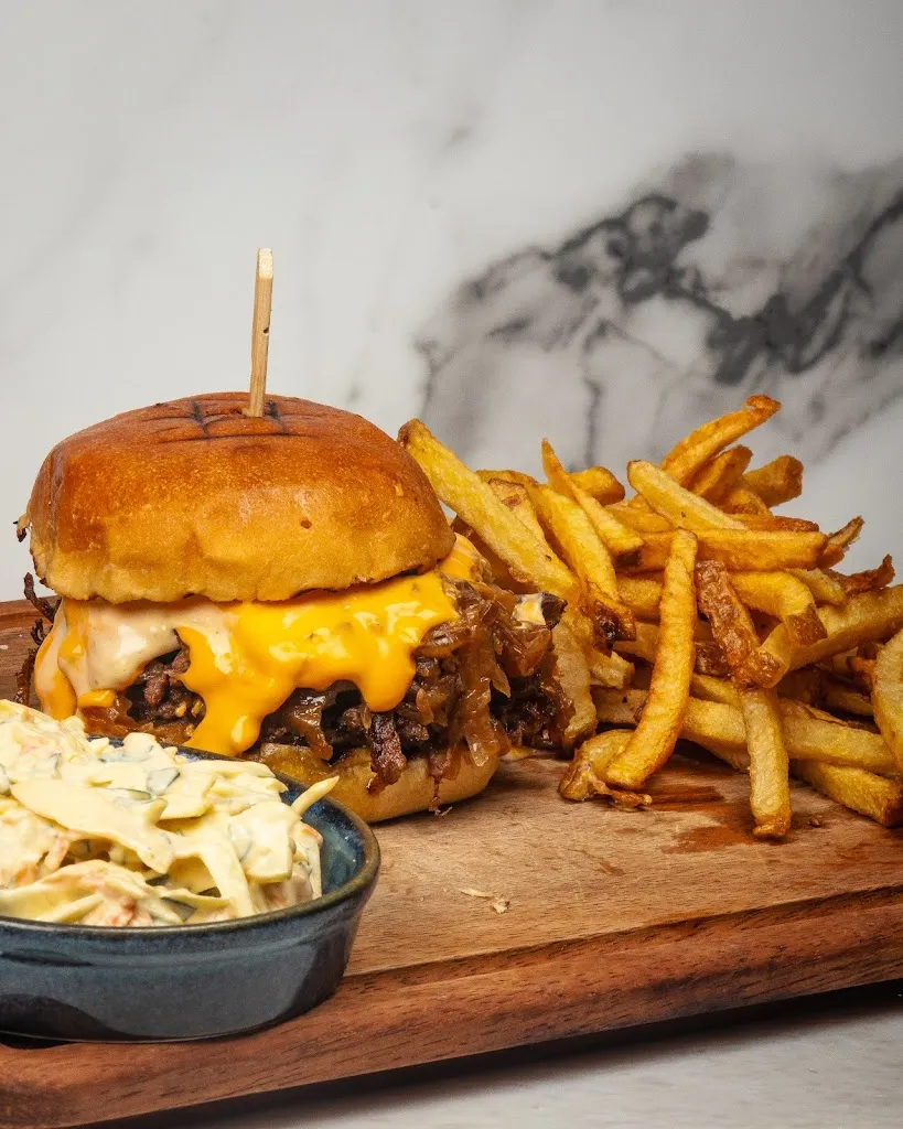 Flamme D’Or Restaurant_Courtry_slider_image_3