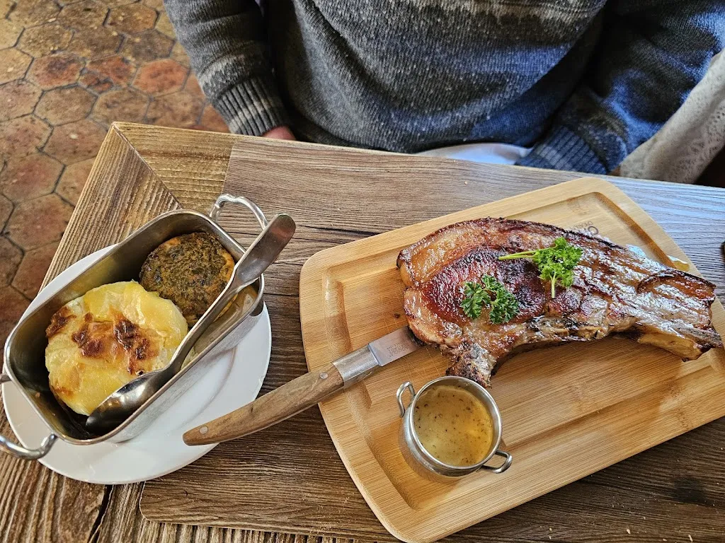 La Vieille Auberge restaurant Sivry-Courtry (77 Proche Melun / Fontainebleau / Vaux le vicomte)_Sivry-Courtry_slider_image_3