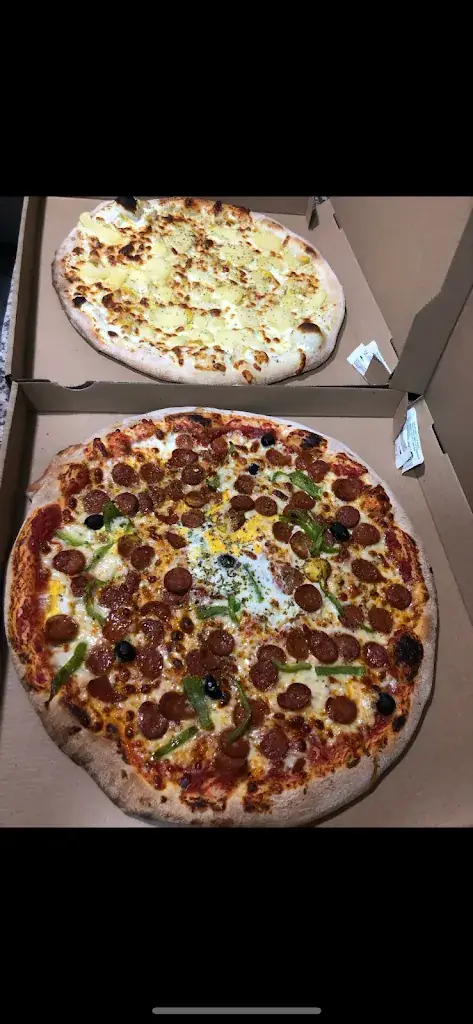 Menu_Pronto Pizza_Courtry_image_4