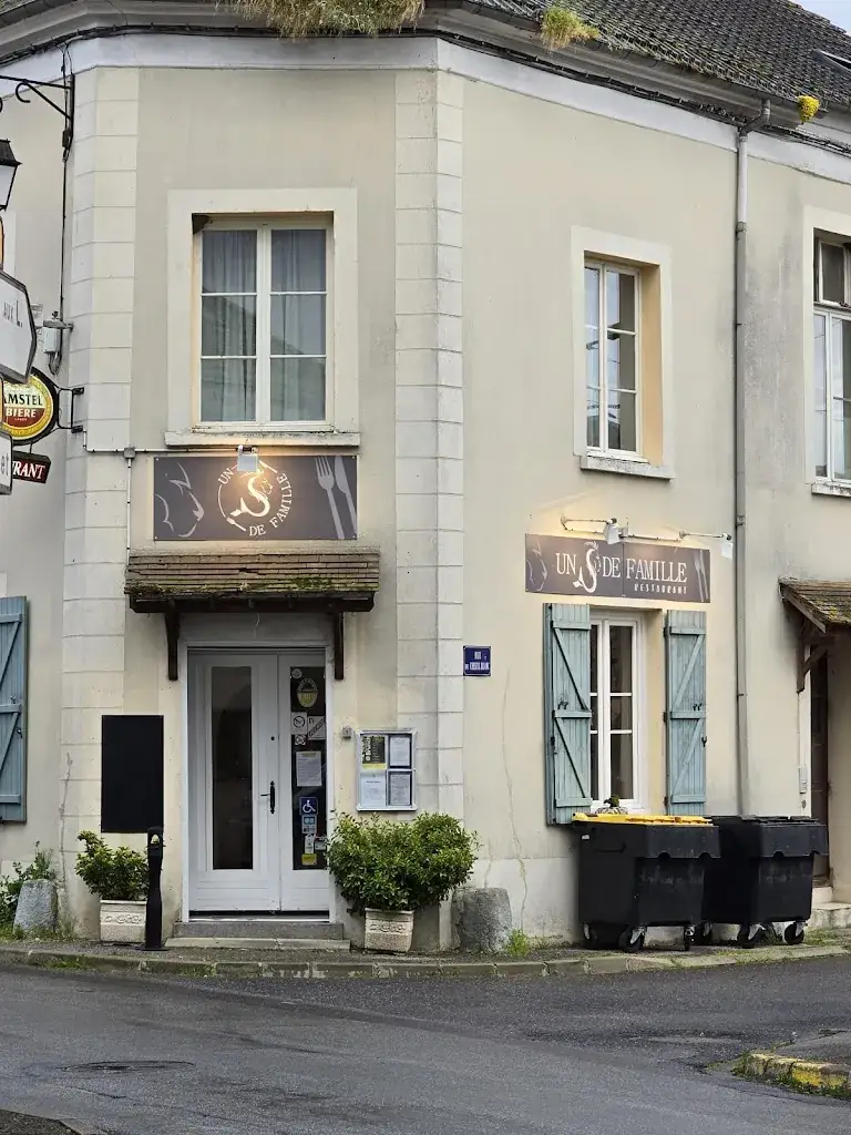 Julie Marguerit_Un S de Famille_Crouy-sur-Ourcq_review