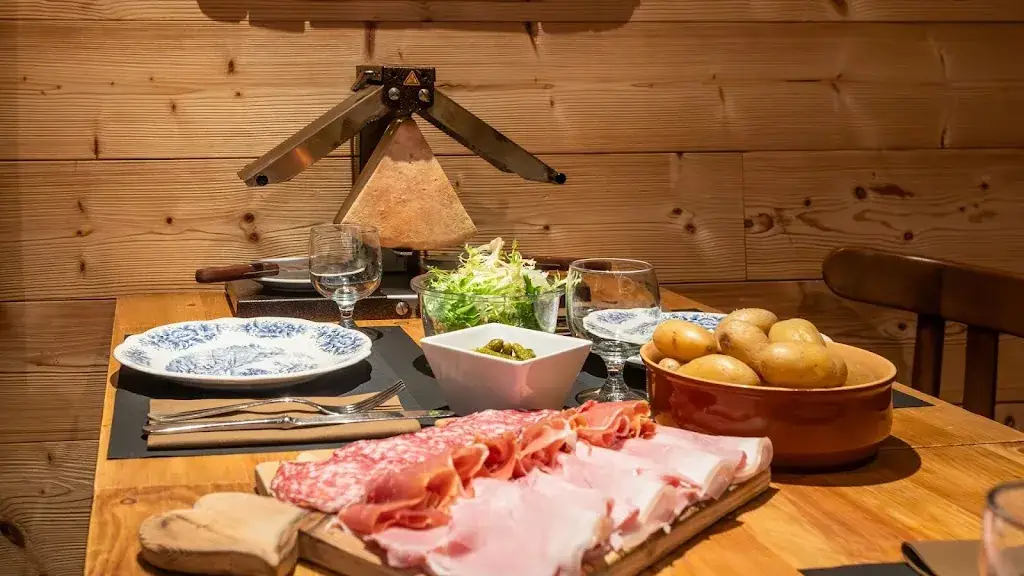 Restaurant L'Ercheu_Tarentaise_slider_image_2