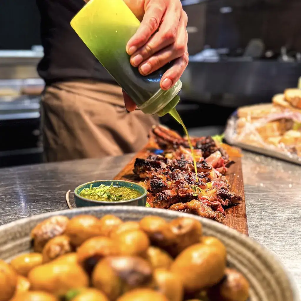 L'Hédoniste_Viviers-du-Lac_slider_image_2