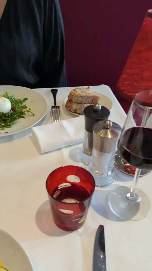 Justin Scott Bieshaar _Fouquet's Enghien-les-Bains_Enghien-les-Bains_recensione