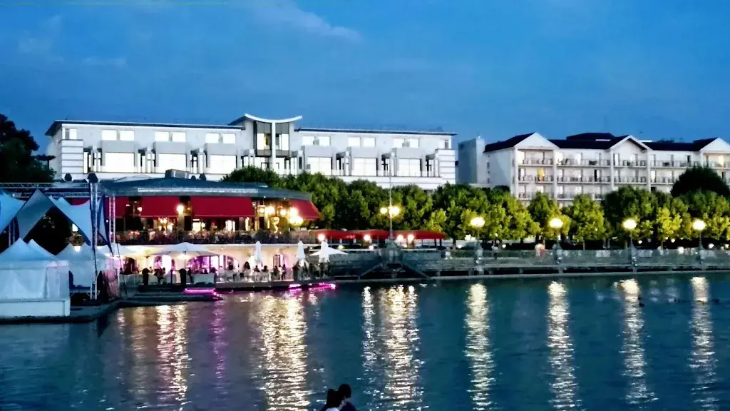 Dri_Fouquet's Enghien-les-Bains_Enghien-les-Bains_recensione