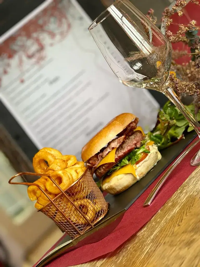 Menu_Restaurant @ Château de l'Hermitage_Ennery_immagine_3