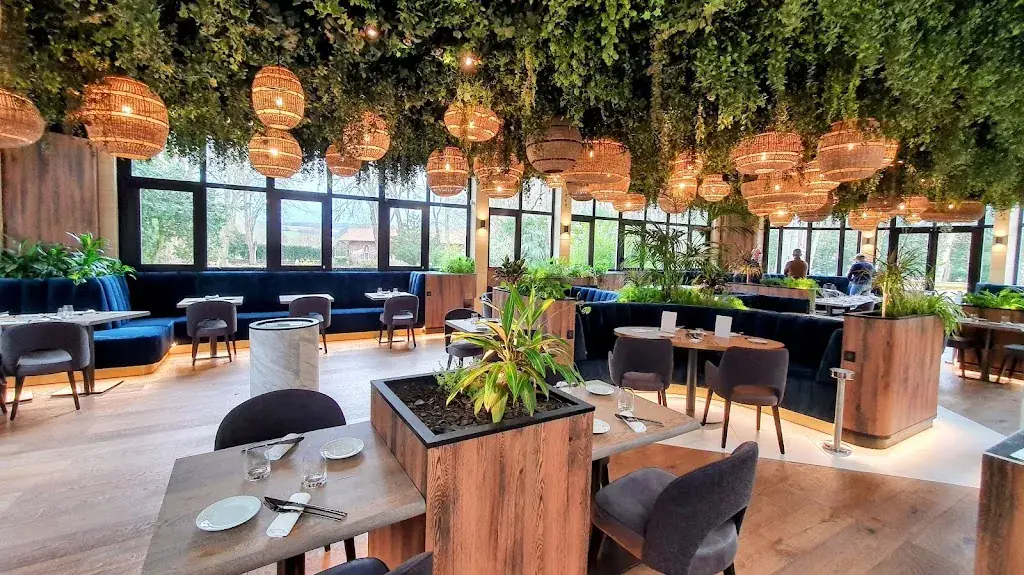 Restaurant @ Les Jardins D'Epicure restaurant in Bray-et-Lû