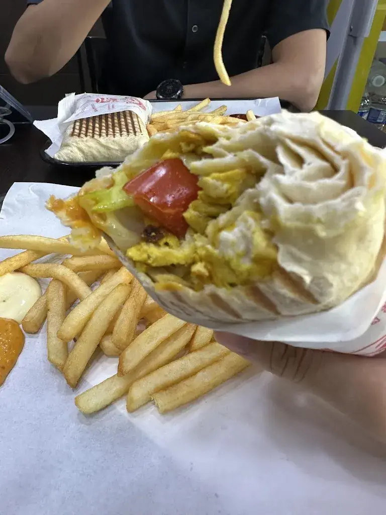 kunshuan chua_BIG FOOD_Chaville_review