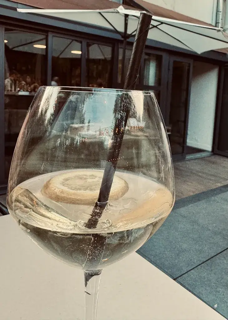 Giovanni Falcone_La Parfumerie_Viviers-du-Lac_review