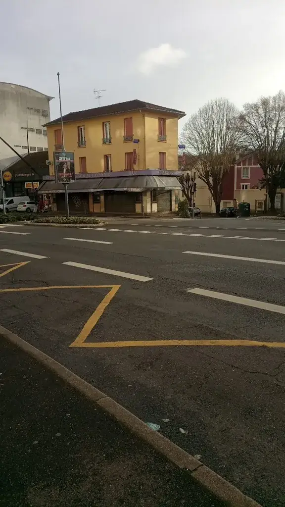 Tabac de la Pointe_Chaville_slider_image_3