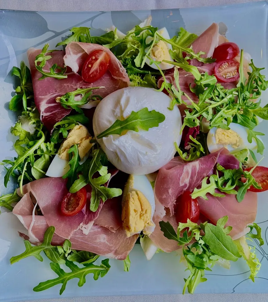 Betty Nateche_Villa Offleni_Viroflay_review