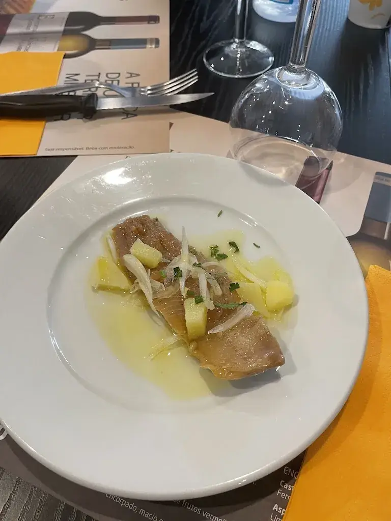 Juliana Pons_Les Ursines_Vélizy-Villacoublay_review