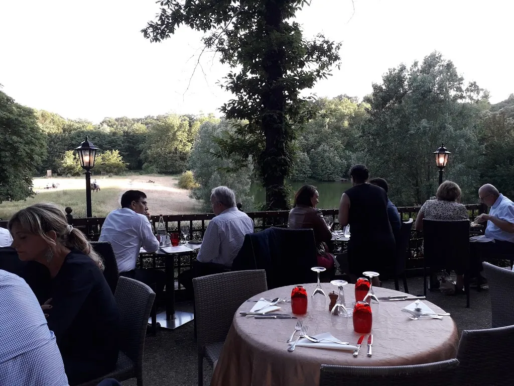 paul barke_L'Ermitage_Meudon_recensione