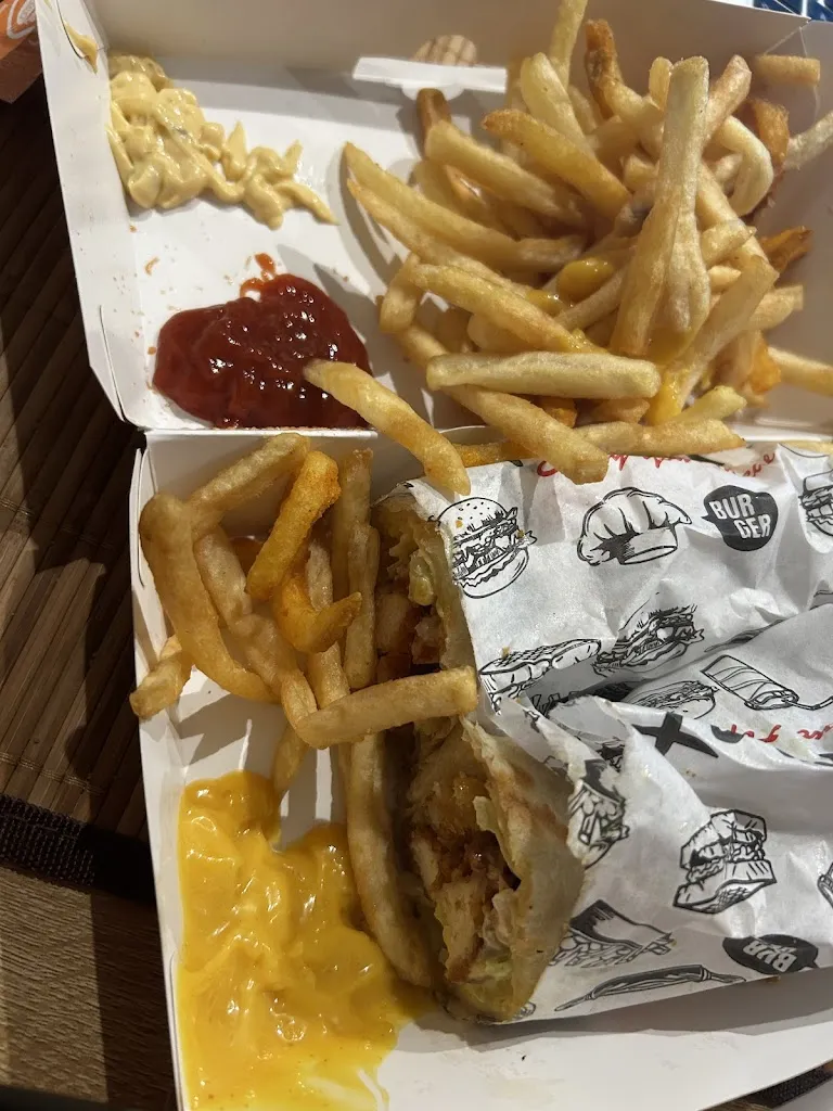 Gio T_LE 953_Domont_review