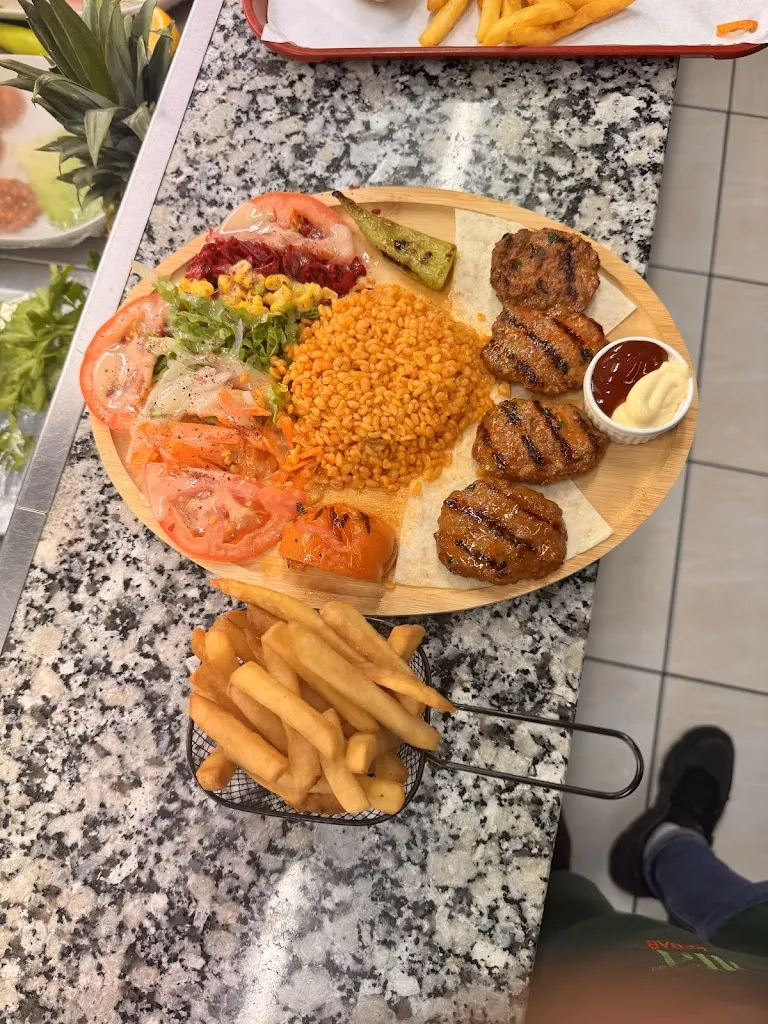 Restaurant Donnemarie_Donnemarie-Dontilly_slider_image_3