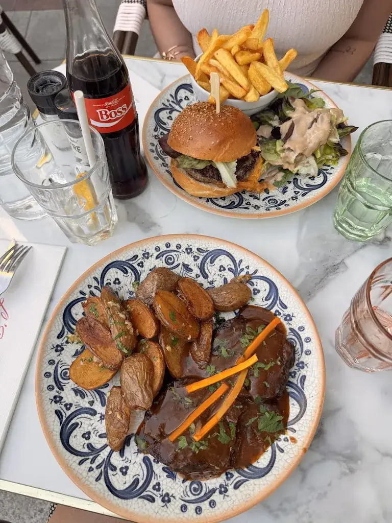 Maribel Orrabalis_L'ESPLANADE_Créteil_avis