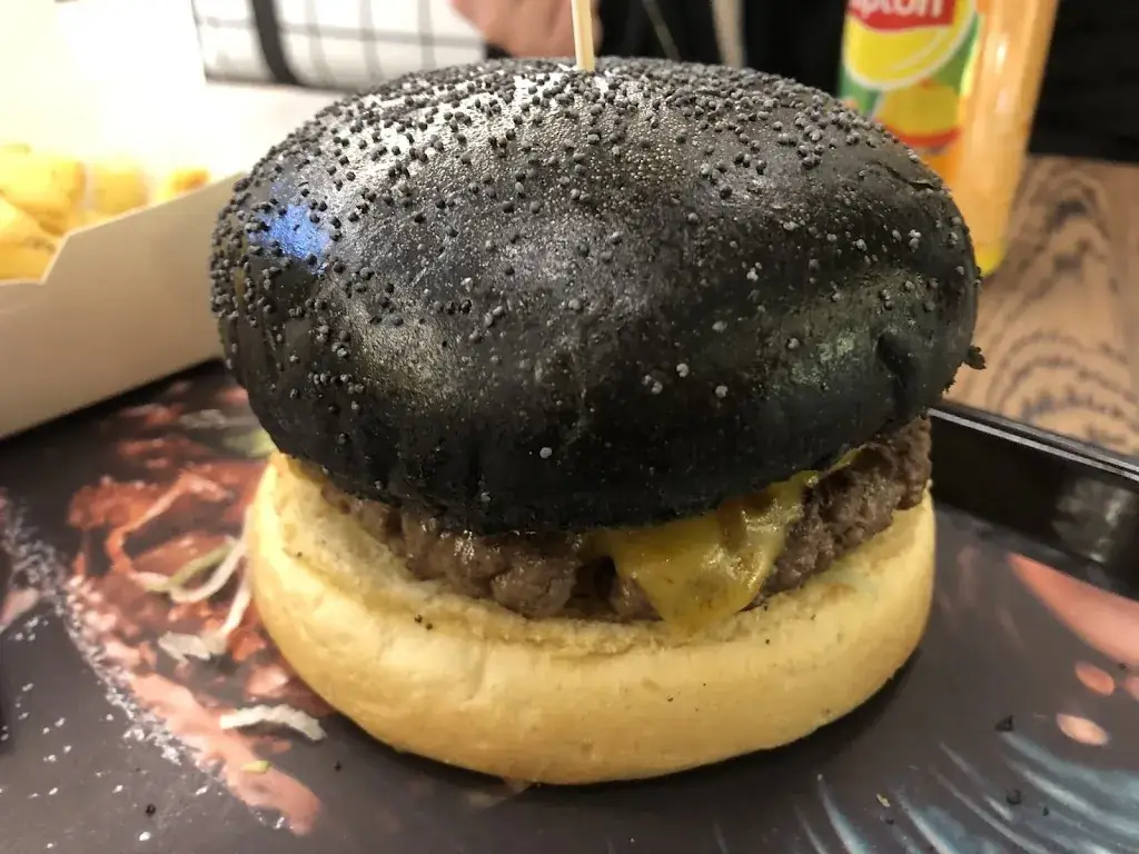 Menu_Black & White Burger Créteil Soleil_Créteil_image_6