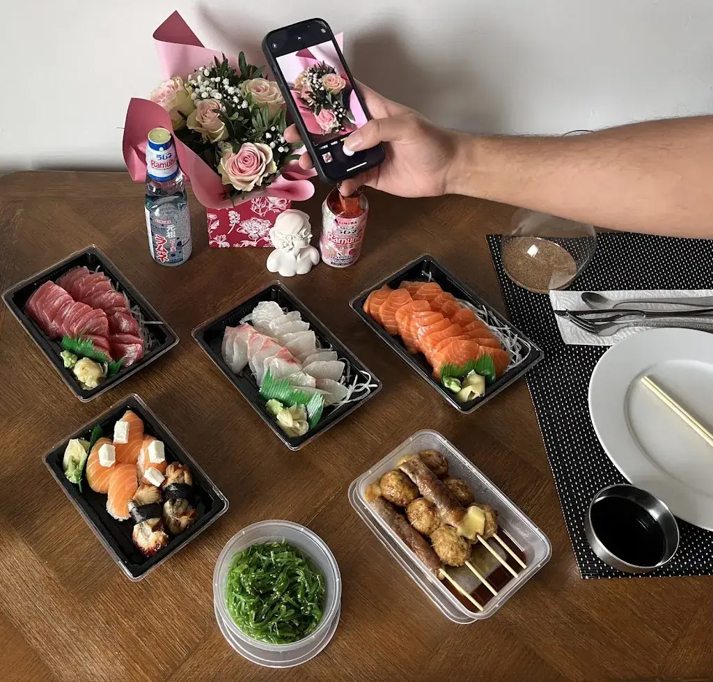 Angie Fargues_Asaki Sushi_Dourdan_review