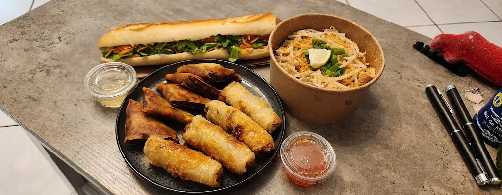 Elodie Chicot_Thai street food by Phanie_Crosne_review