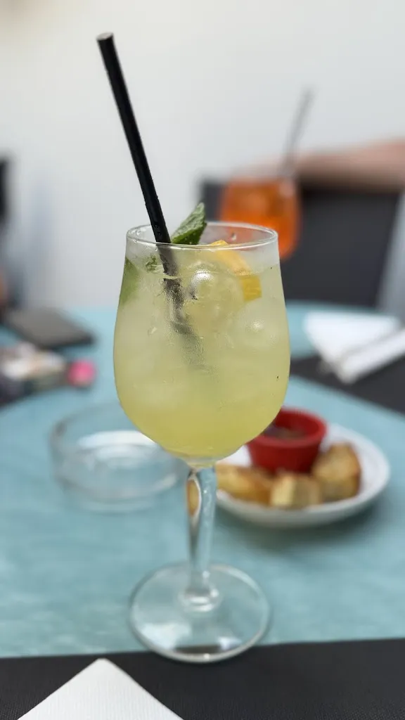 POSTIGA Rodolfo_Villa de Vinci_Montgeron_review