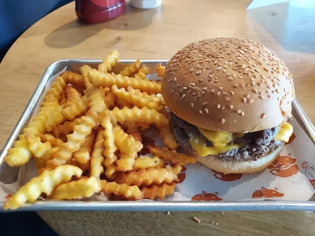 Lucie Giraud_BCHEF - CORMEILLES EN PARISIS_Cormeilles-en-Parisis_review