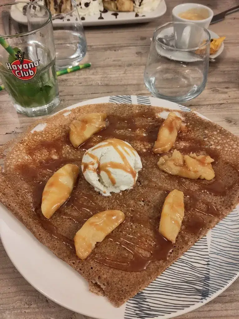 S. D'Hooge_Val vert_Frette-sur-Seine_review