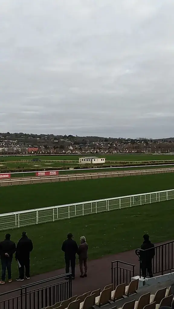 Le Time_Cormeilles-en-Parisis_slider_image_2