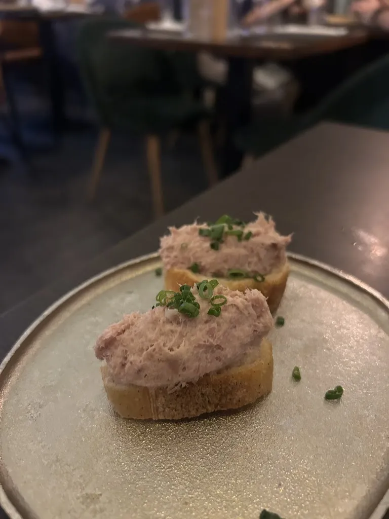 Constance Godert_Restaurant L'eski_Loing_reseña