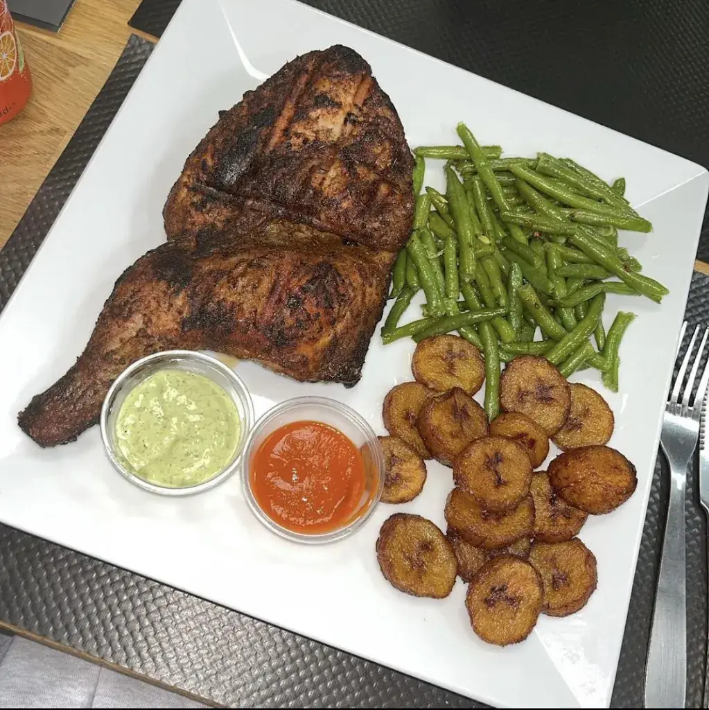 Ilyana Selmaoui_OMYRAC’L_Deuil-la-Barre_review