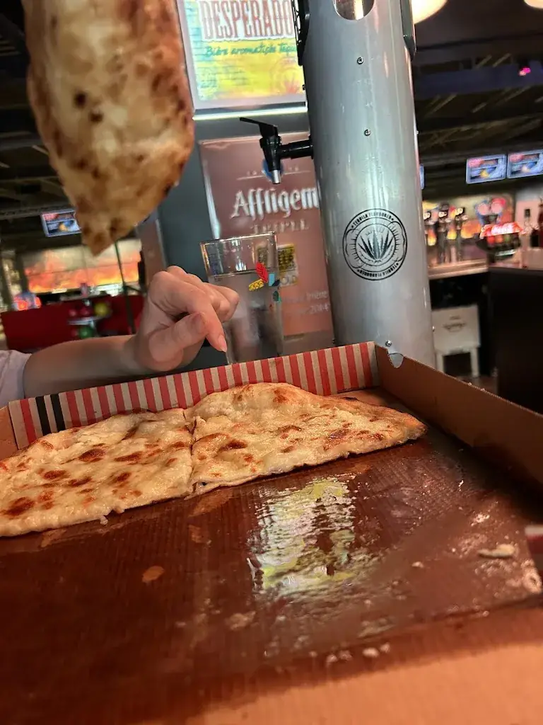 Rose.M Garnier_Casa Nana_Égly_review