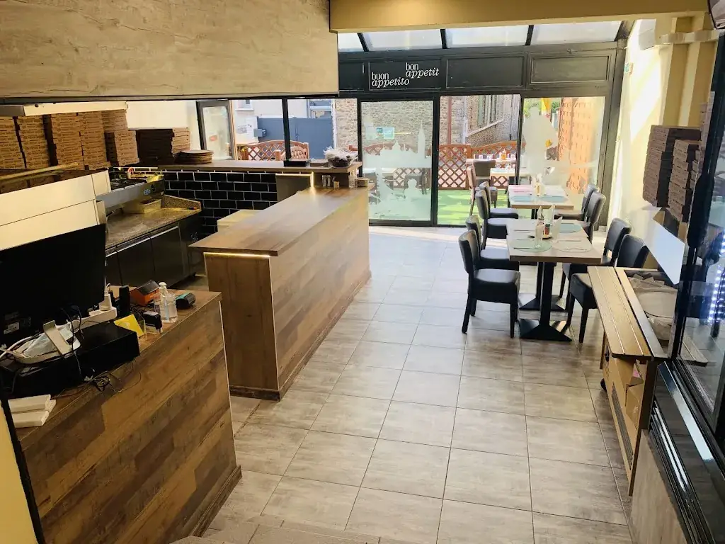 Casa Nana restaurant in Égly