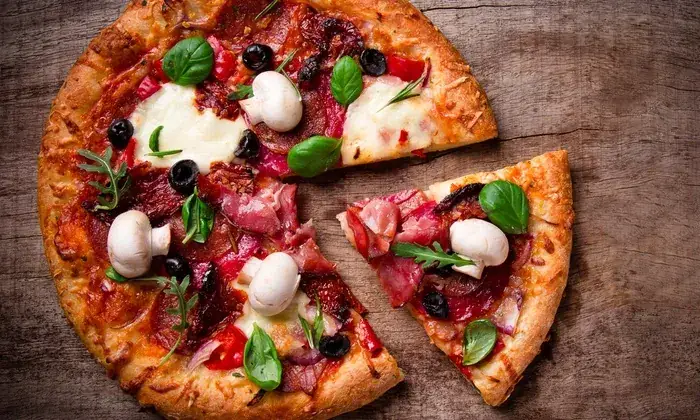 Menu_YOLO PIZZA_Égly_image_7