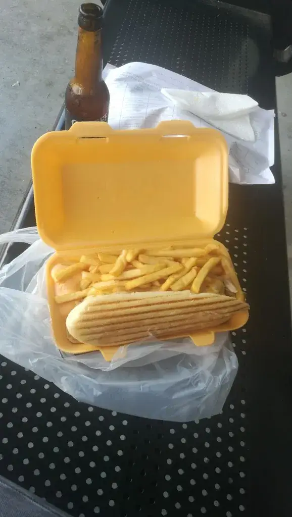 Menu_YOLO PIZZA_Égly_image_8