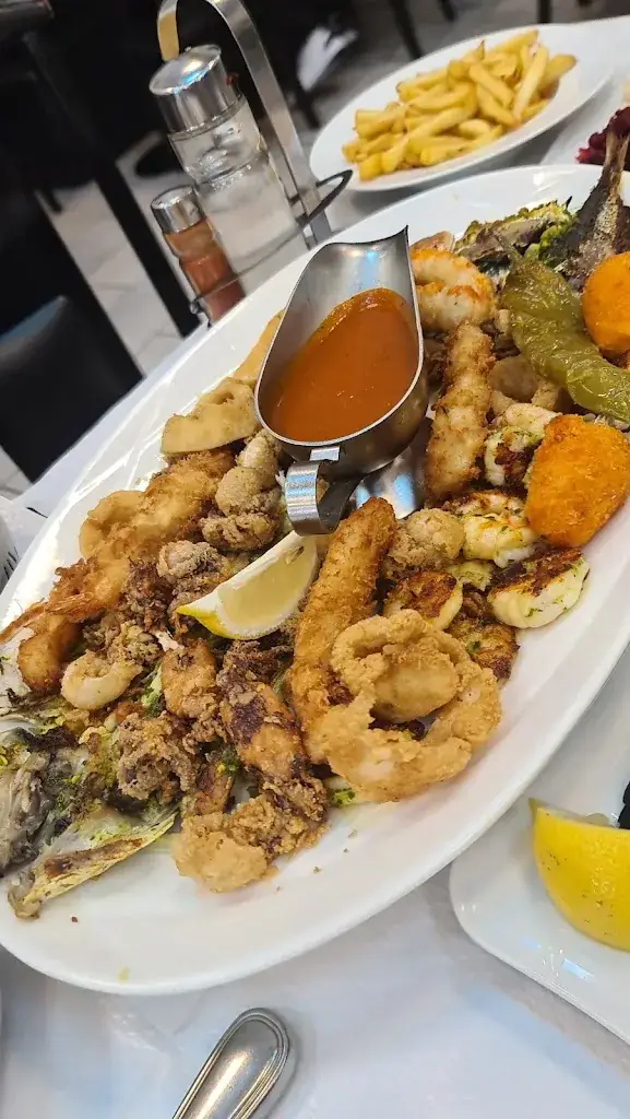 Bechir OMRAN_Restaurant L'Océan_Villiers-le-Bel_review